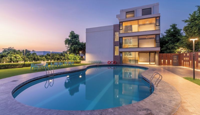 Pool - Lariya Resort