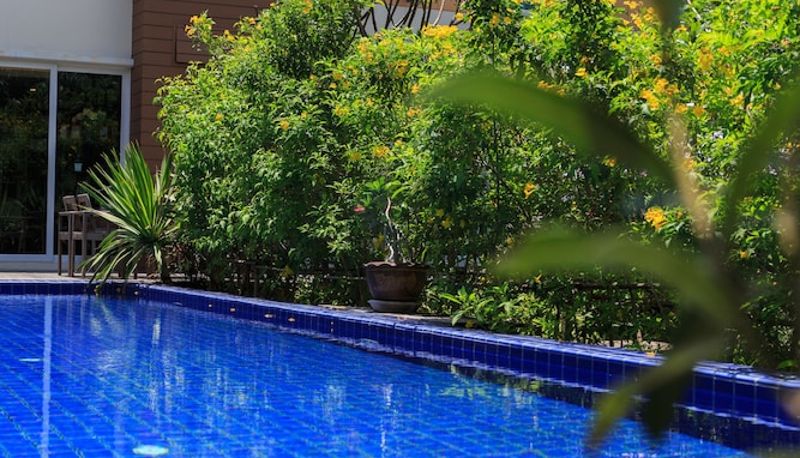 Havuz - U Tiny Boutique Hotel Suvarnabhumi Bangkok