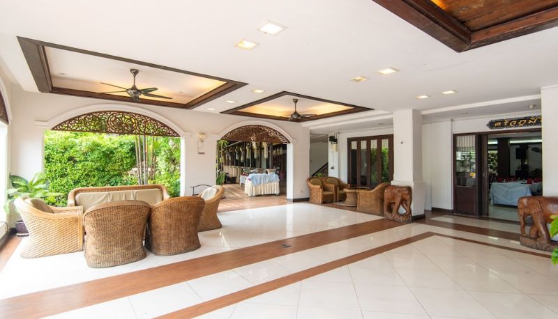 Hall - PhoomThai Garden
