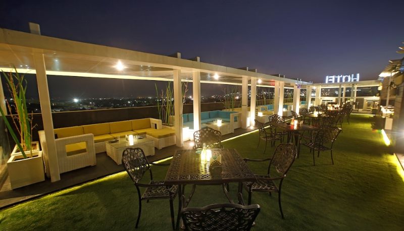 Restoran - Hotel LN Courtyard