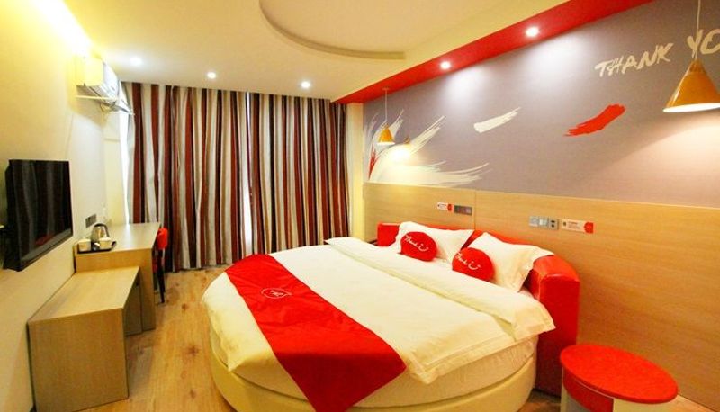 Zimmer - a subsidiary of Rujia Group  Jingjiang Bus Terminal Huayi Selected Hotel Xingye Road