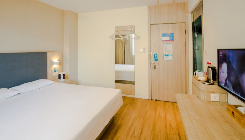 Camera - Hanting Neijiang North Railway Station Hotel