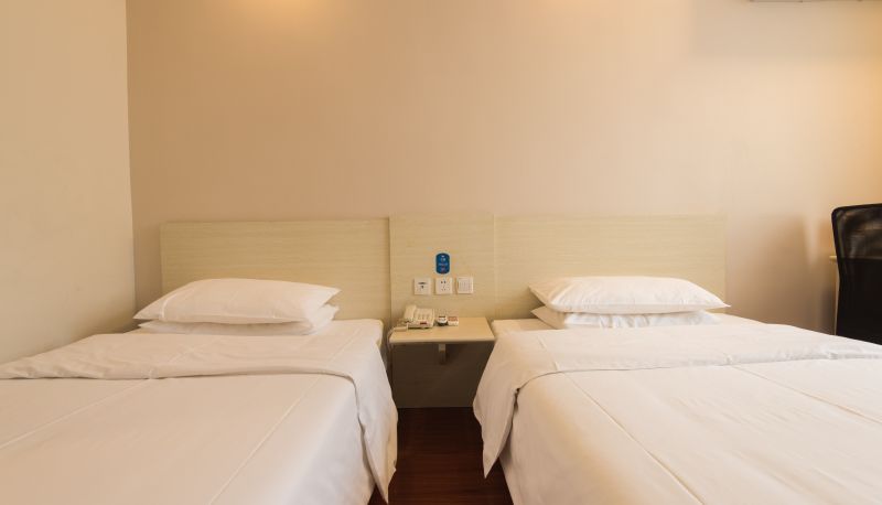 Info - Hanting Urumqi Railway Bureau Subway Station Hotel