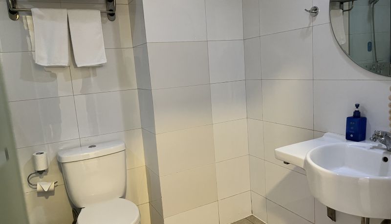 Kamer - Hanting Urumqi Railway Bureau Subway Station Hotel