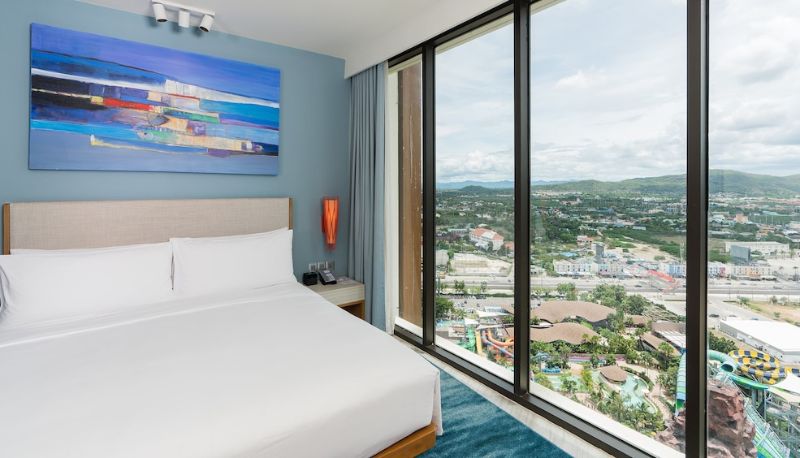 Suite - Holiday Inn Resort VANA NAVA HUA HIN by IHG