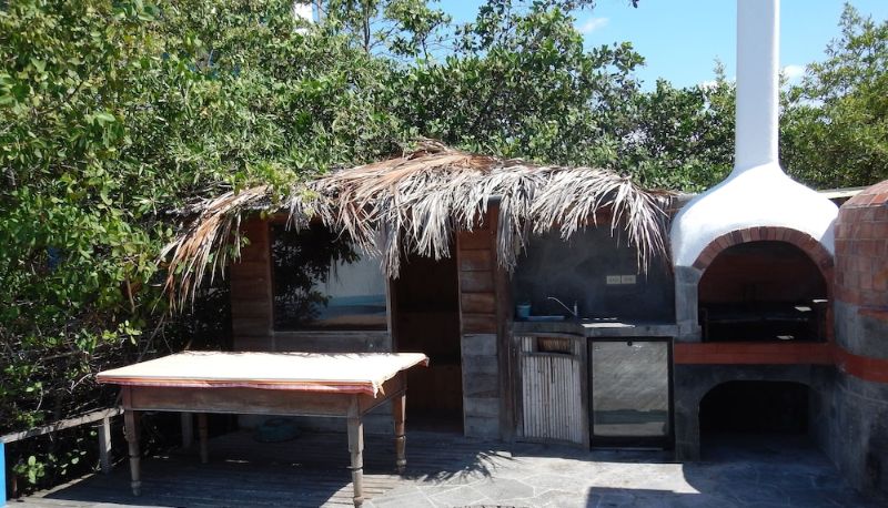Info - Bay House
