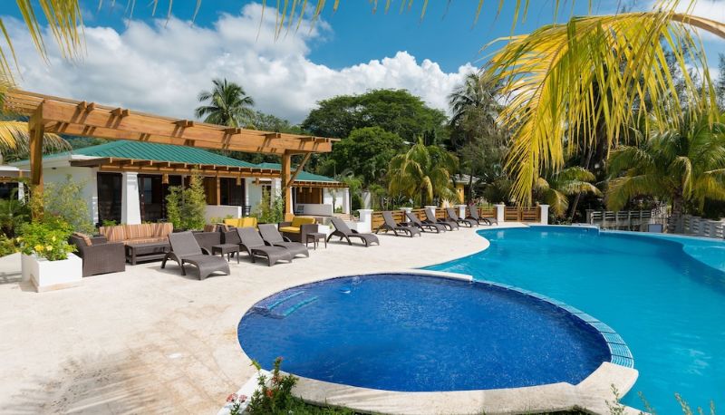Piscina - Paraiso Rainforest and Beach Hotel