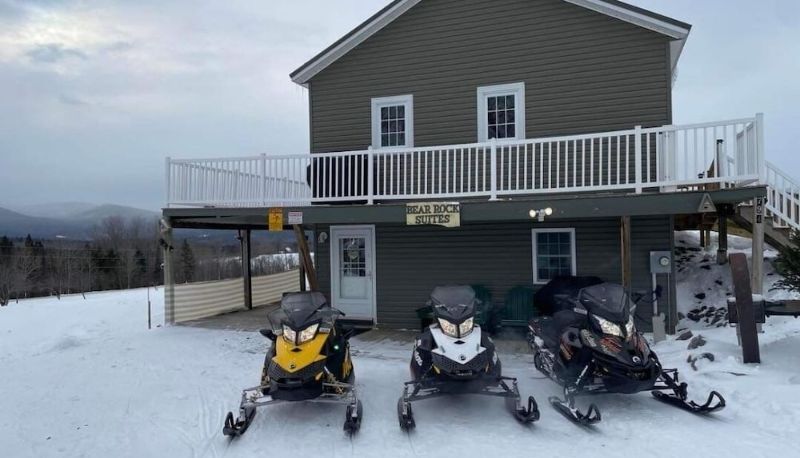 Info - Bear Rock Suites