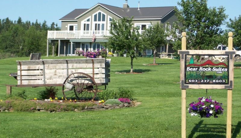 Info - Bear Rock Suites