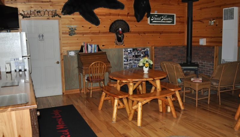 Sala de reuniones - Red Moose Lodge