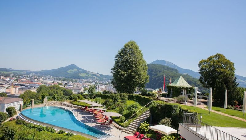 Piscina - Schloss Mönchstein Hotel
