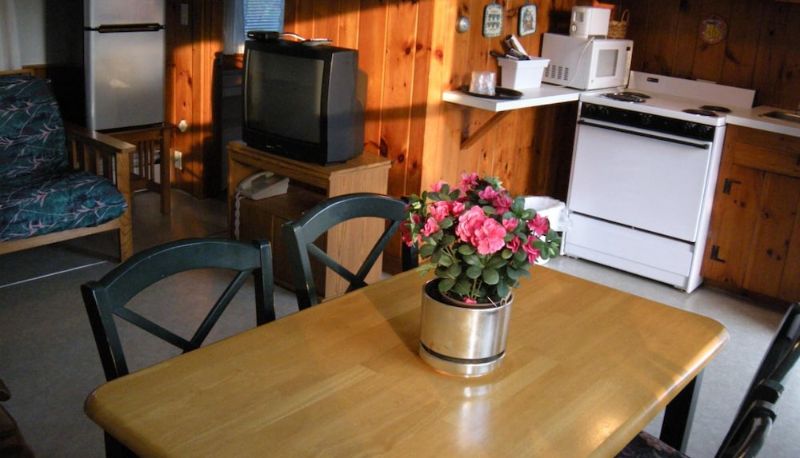 Info - Bass River Motel