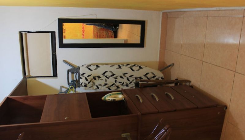 Suite - Terracota Corner Room