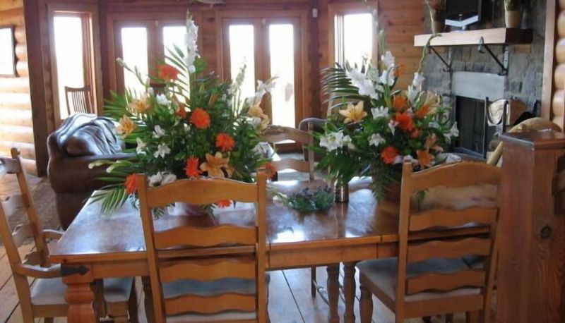 Info - Elk Creek Lodging
