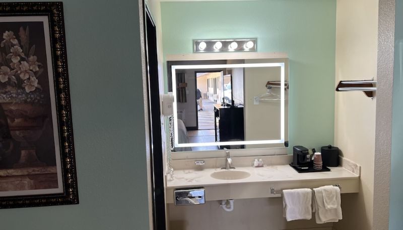 Daire - Four Winds Motel & RV Park