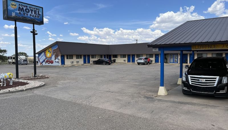 Bilgi - Four Winds Motel & RV Park