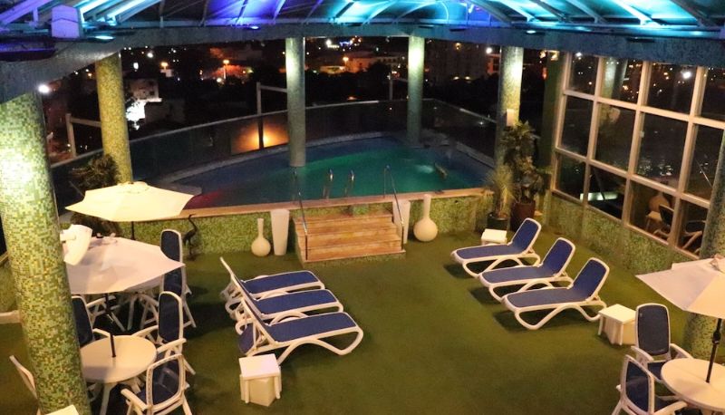 Pool - Hotel Luxsur