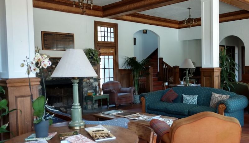 Lobby - Winnedumah Hotel