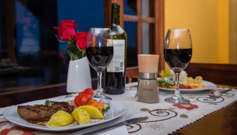 Frühstücksraum innerhalb des Restaurants - Hosteria Loma Larga Cayambe