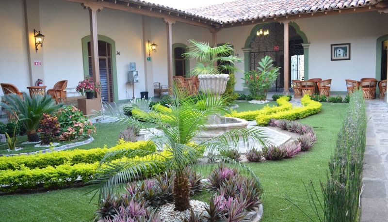 Info - La Merced Hotel