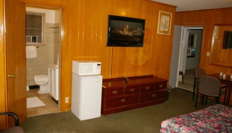 Habitación triple - Kenwood Motel