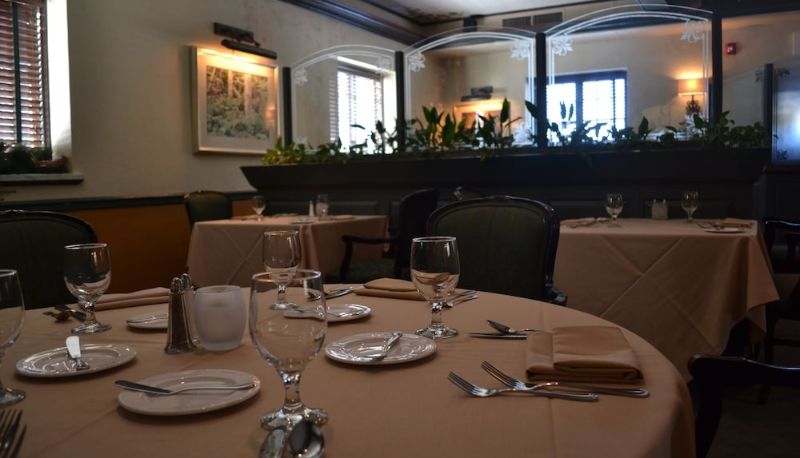 Restaurant - The Beaumont Inn