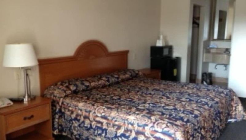 Apartment - HiWay Inn & Suites Wilburton
