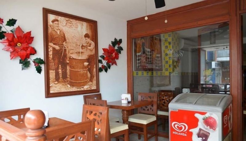 Café/Bistro - Amueblados Caribe