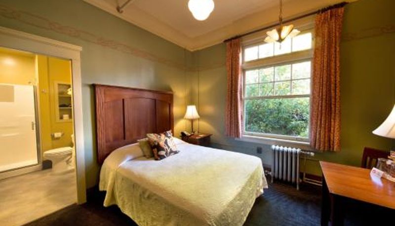 Oda - McMenamins Grand Lodge