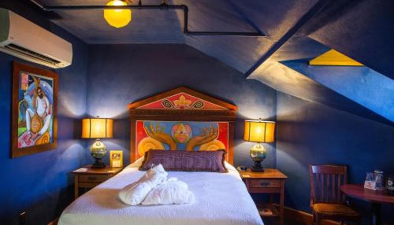 Süit - McMenamins Grand Lodge