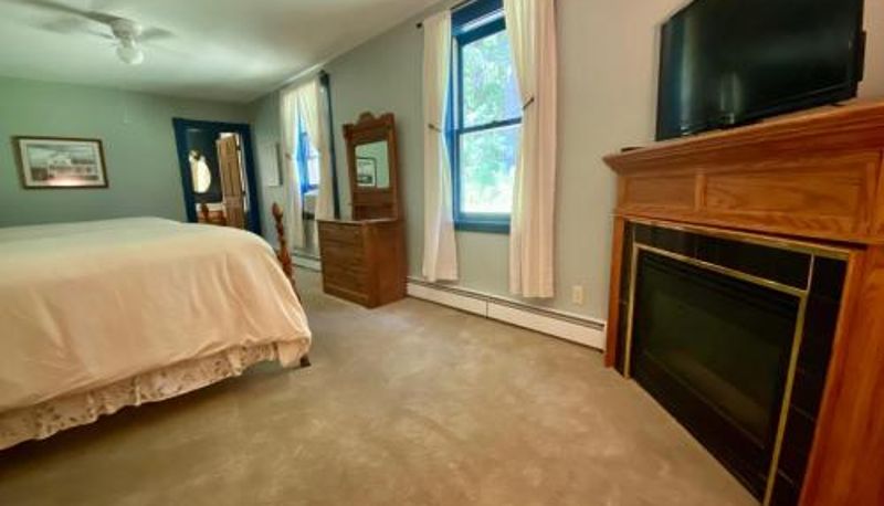 Room - The Wilmington Inn