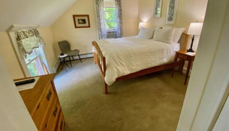 Room - The Wilmington Inn