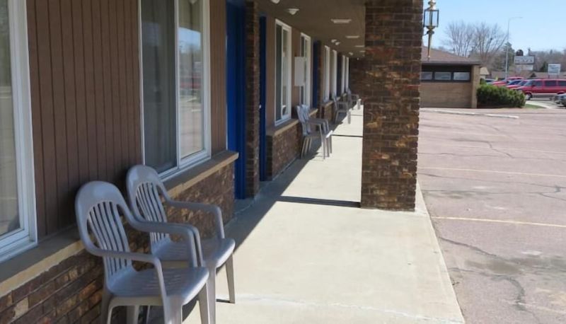 Info - Coachlight Motel