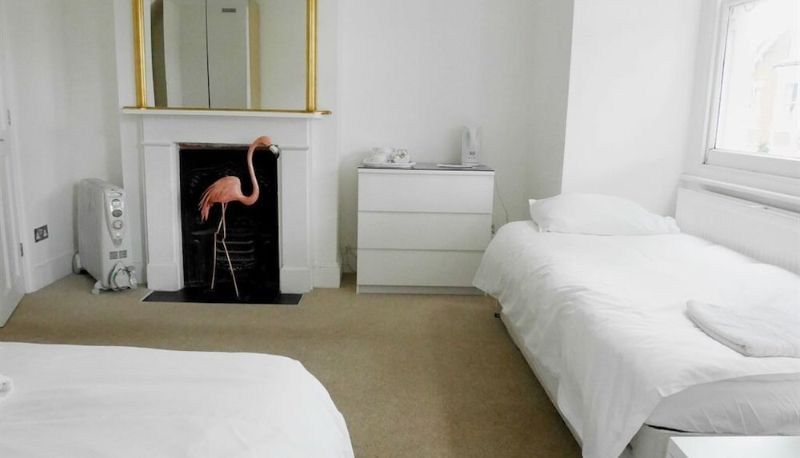 Quarto standard - Kew Studios and Rooms