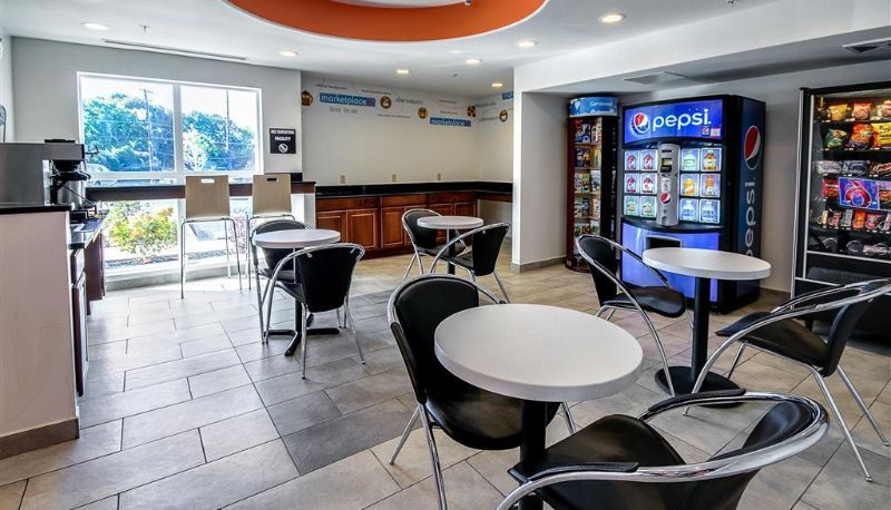 Interior view - MOTEL 6 ALLENTOWN PA