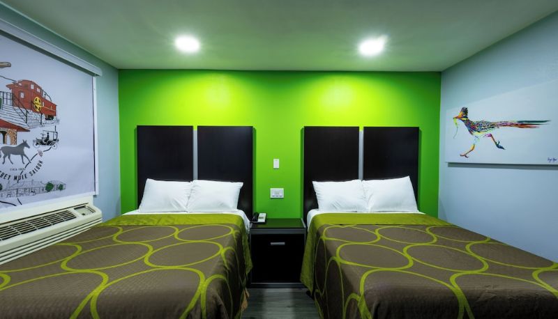Info - Executive Inn