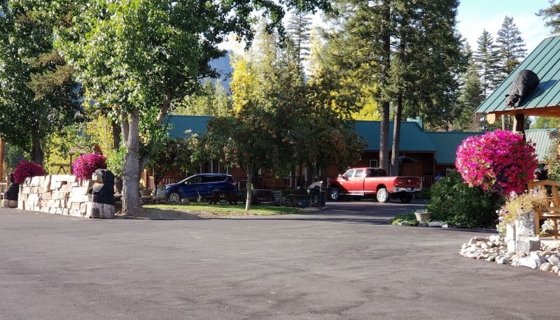Garten - Riverfront Motel