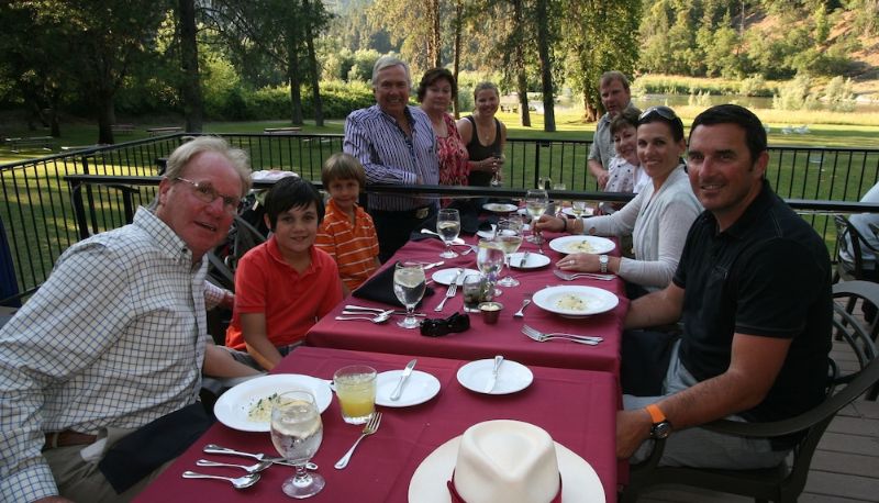 Restaurant - Morrison's Rogue River Lodge