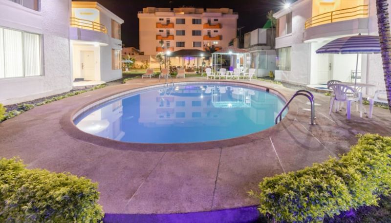 Piscina - Hotel Oceanic Lodge