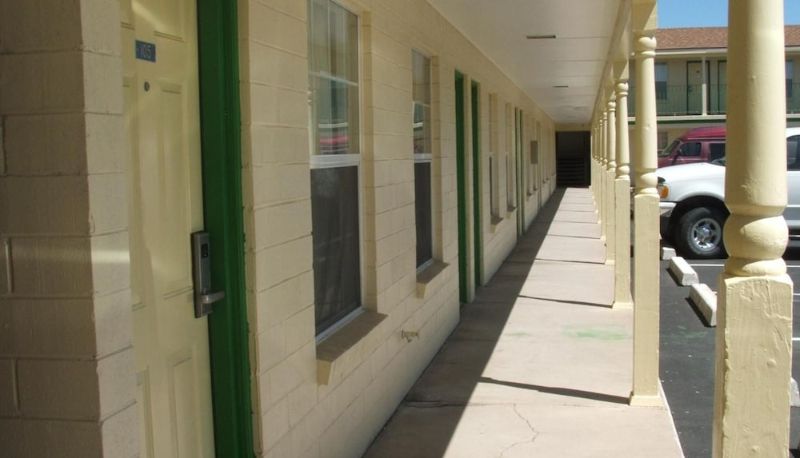 Info - Arizona Inn - Kingman