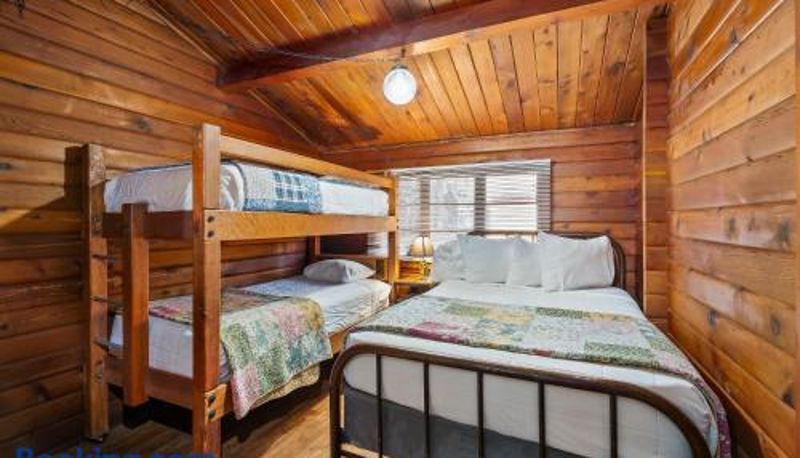 Camera - Shelter Cove Resort & Marina