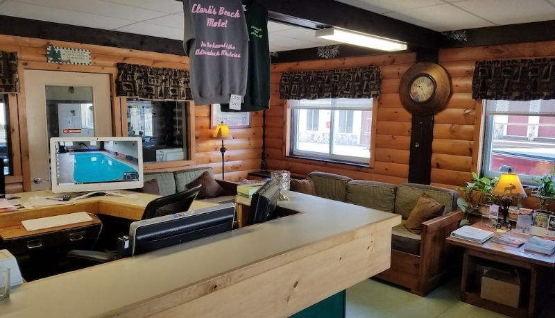 Rezeption - Clark's Beach Motel