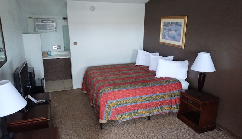 Standart oda - First Interstate Inn