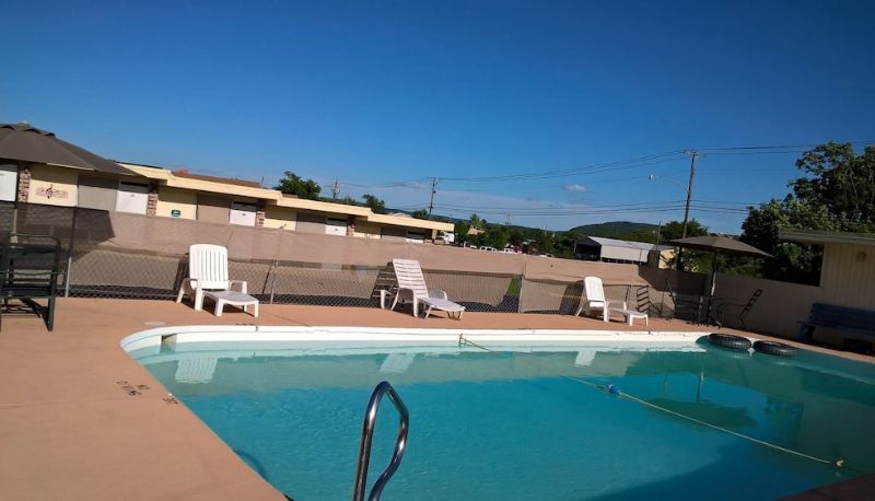 Piscina - Dogwood Motel