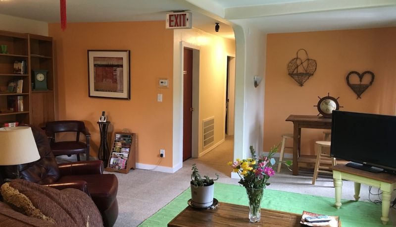 Hall - Mancos Inn