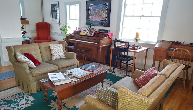 Hall - The Farmstand Bed & Breakfast