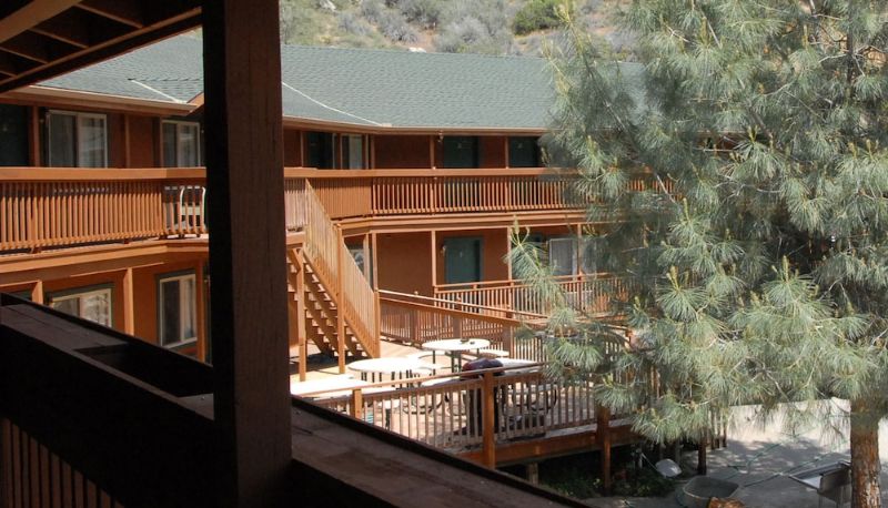 Info - Corral Creek Lodge