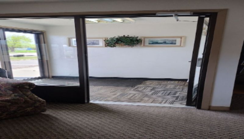 Hall - Northgate Inn Motel