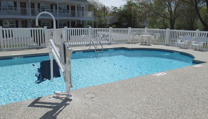 Basen - Long Beach Motor Inn
