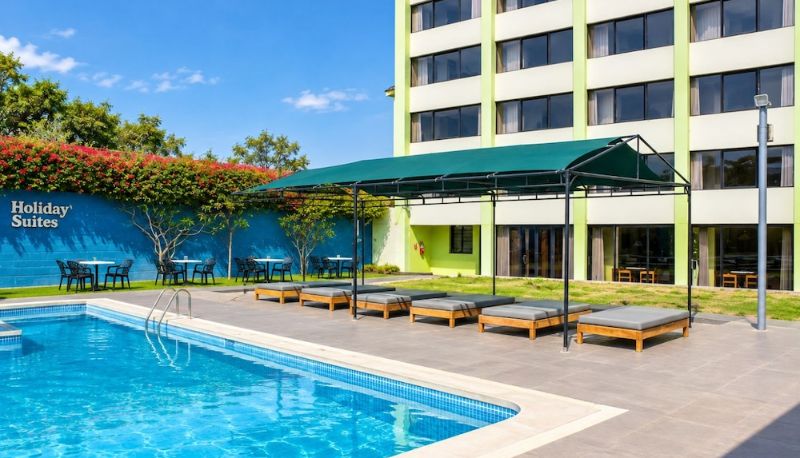 Bilgi - Hotel Holiday Suites